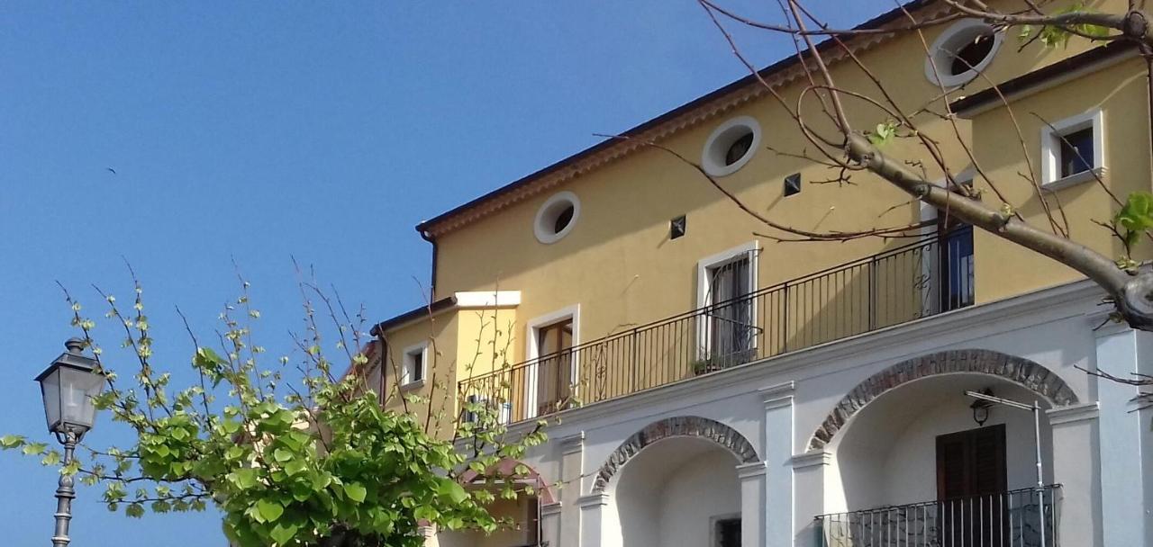 Apartmán Un Oblo Sul Mare San Lucido Exteriér fotografie