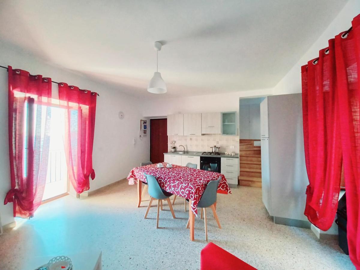 Apartmán Un Oblo Sul Mare San Lucido Exteriér fotografie